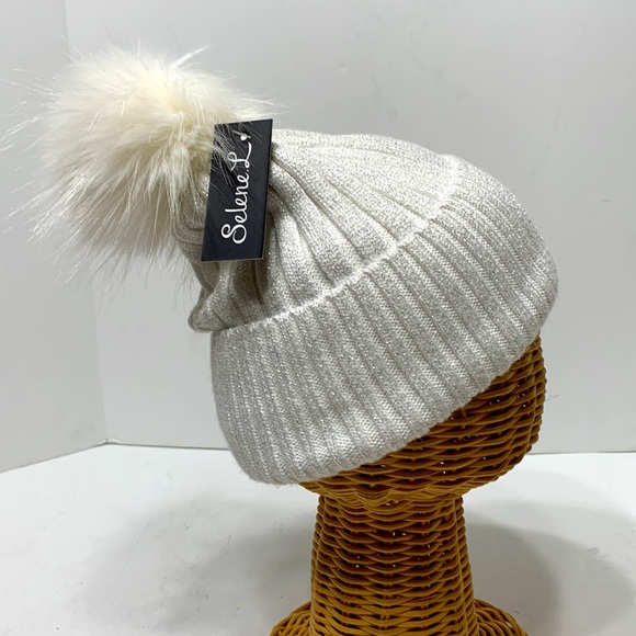 White silver metallic winter cap NEW - Picture 5 of 11